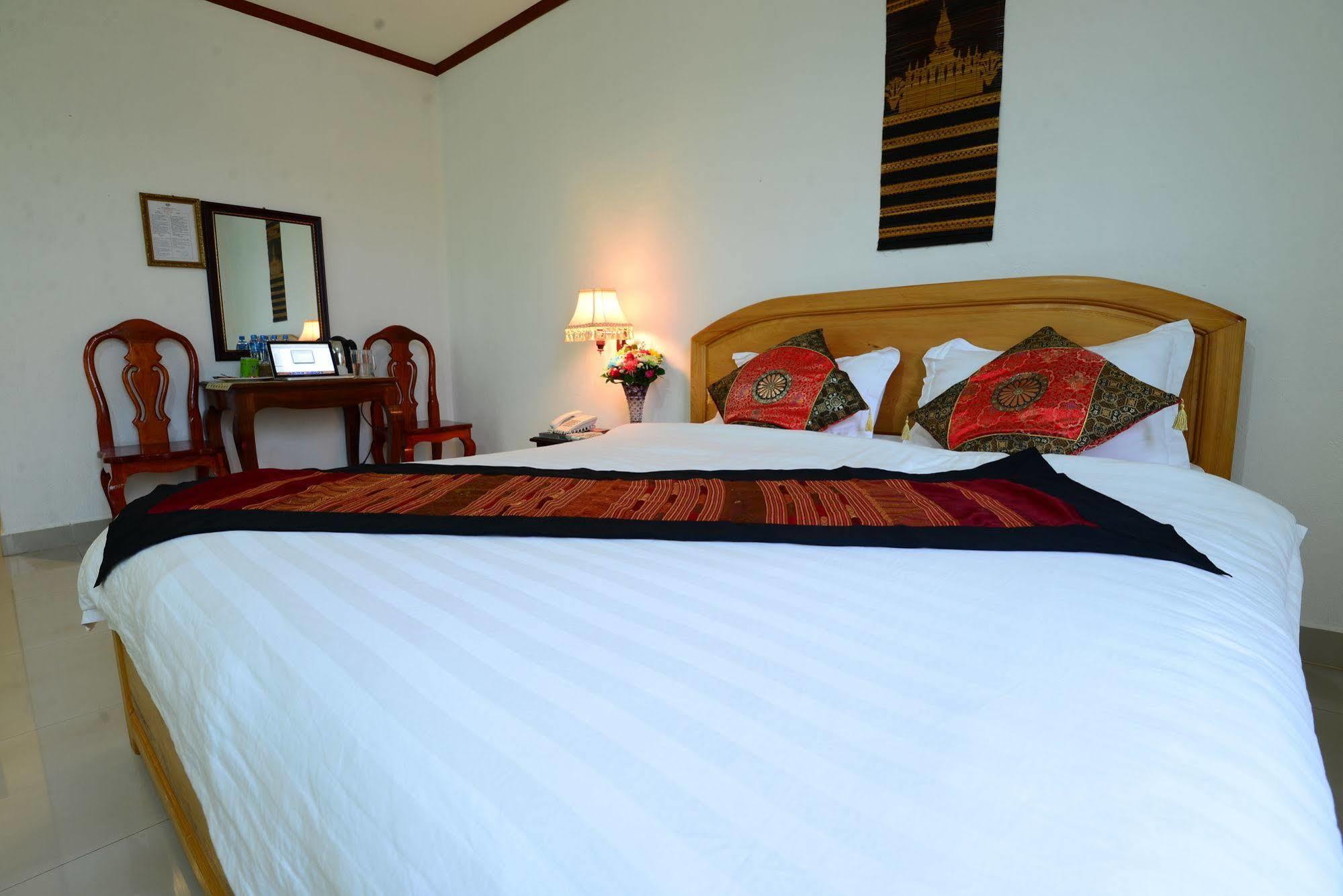 Douangpraseuth Hotel Vientiane Extérieur photo
