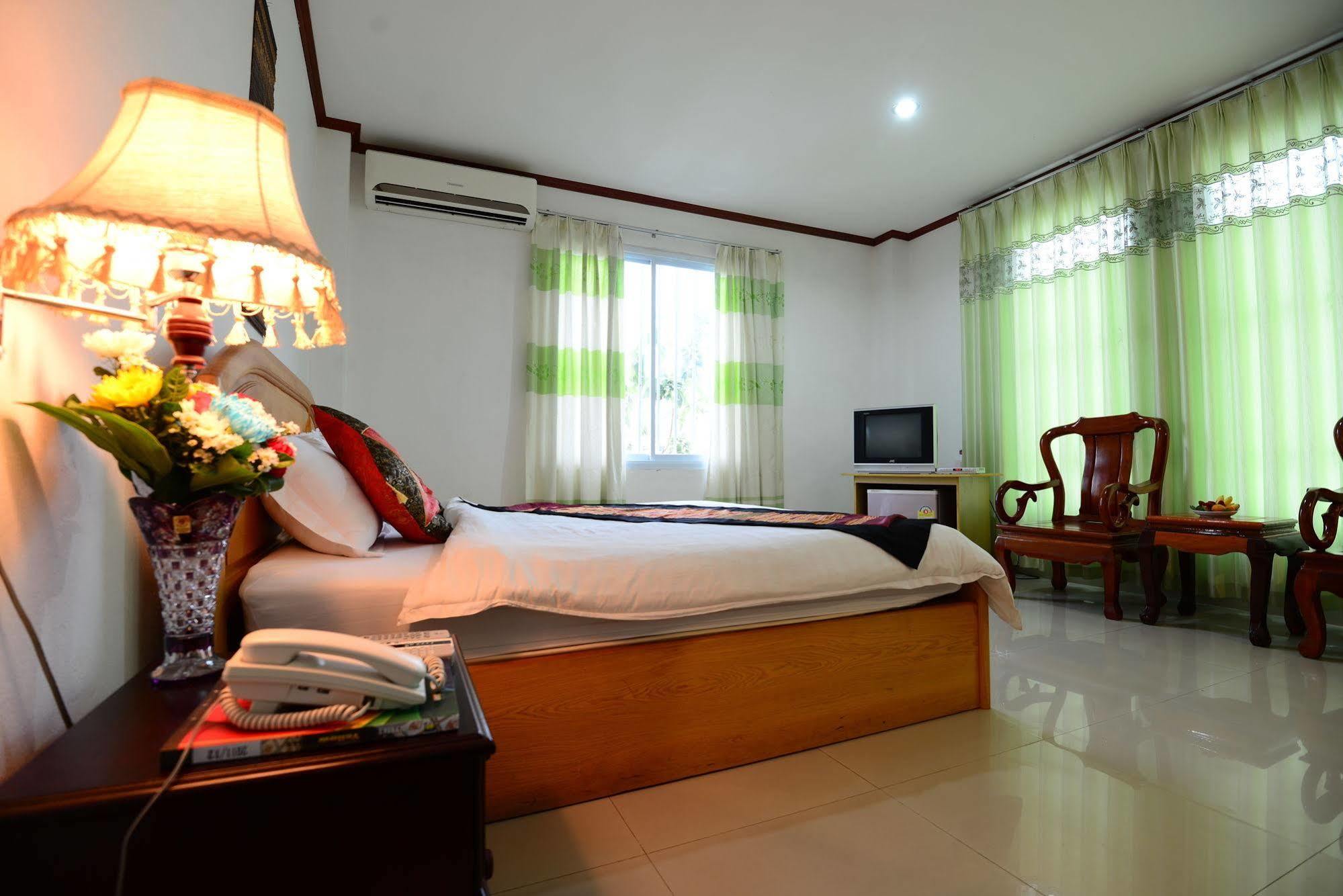 Douangpraseuth Hotel Vientiane Extérieur photo