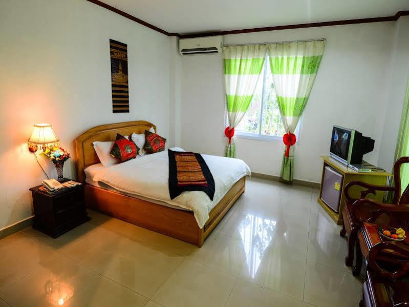 Douangpraseuth Hotel Vientiane Extérieur photo