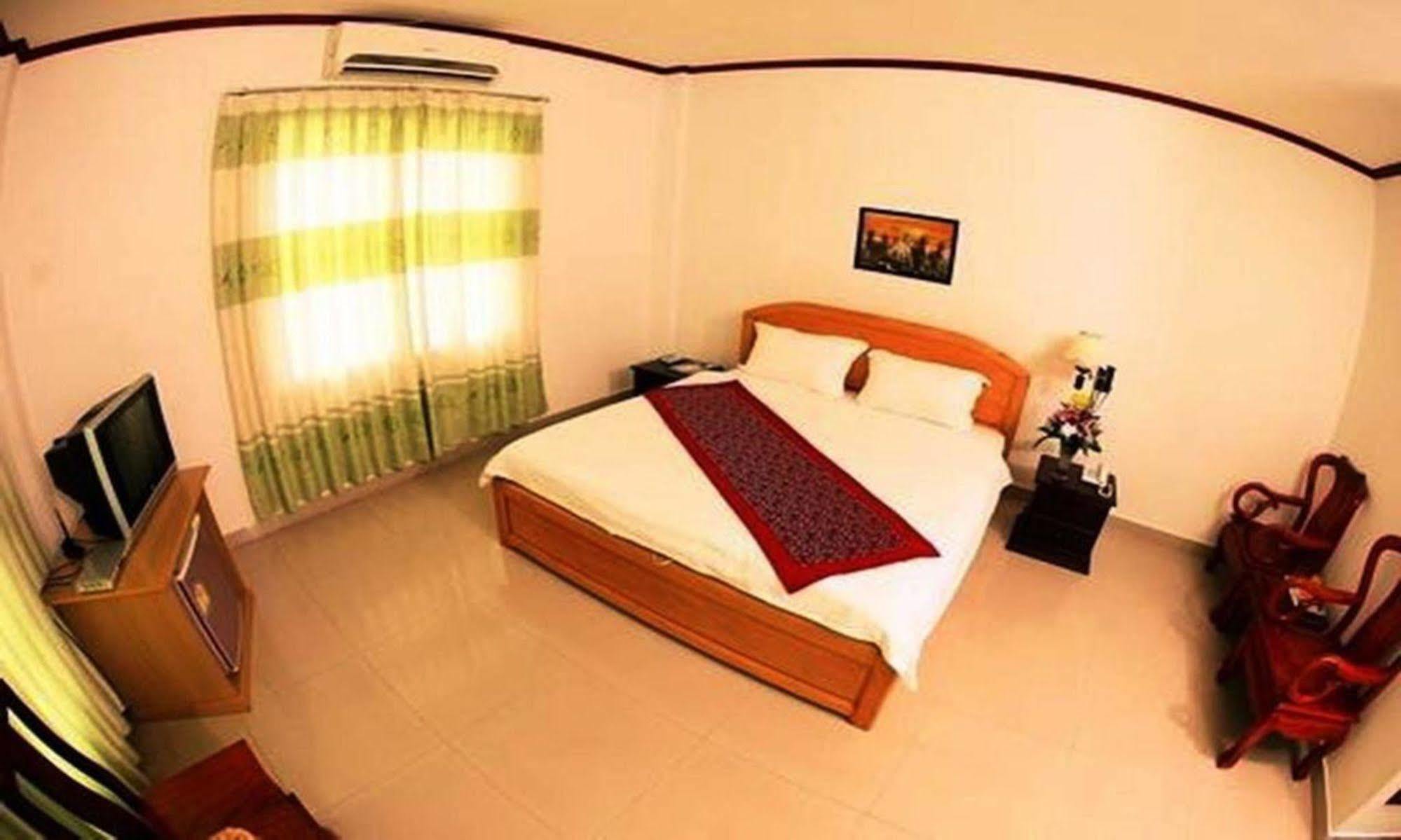 Douangpraseuth Hotel Vientiane Extérieur photo