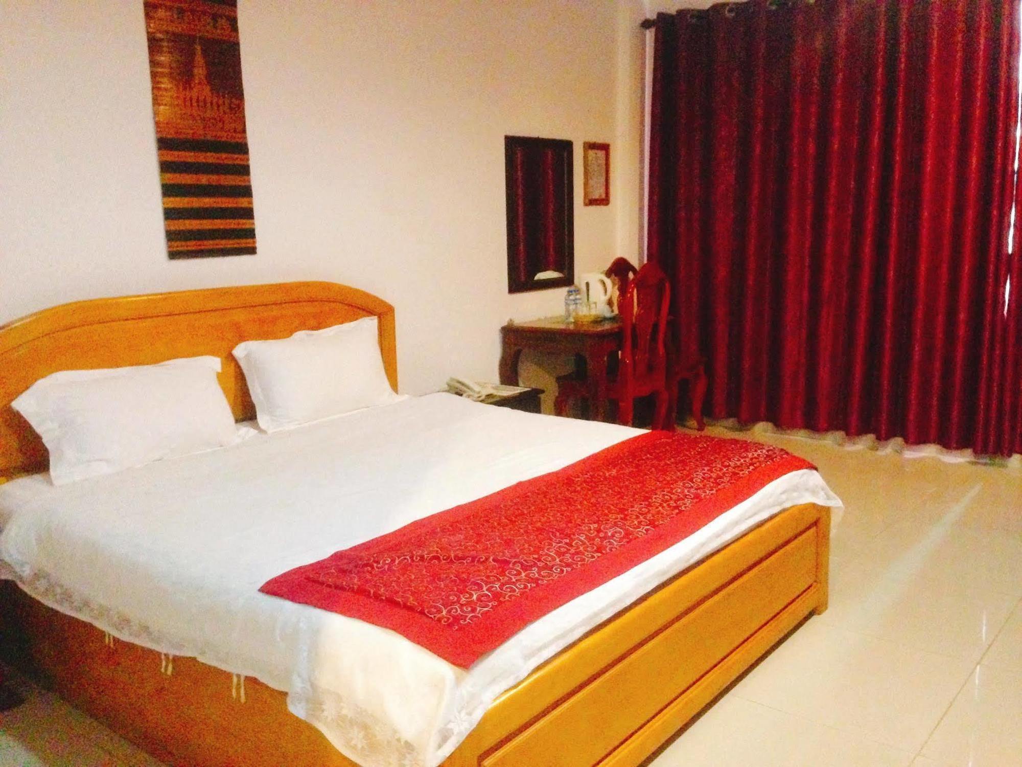Douangpraseuth Hotel Vientiane Extérieur photo