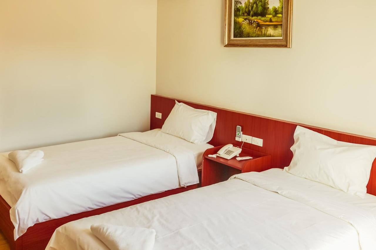 Douangpraseuth Hotel Vientiane Extérieur photo