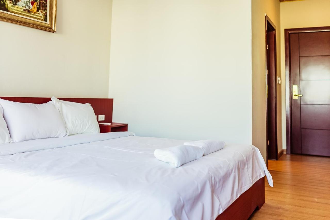 Douangpraseuth Hotel Vientiane Extérieur photo